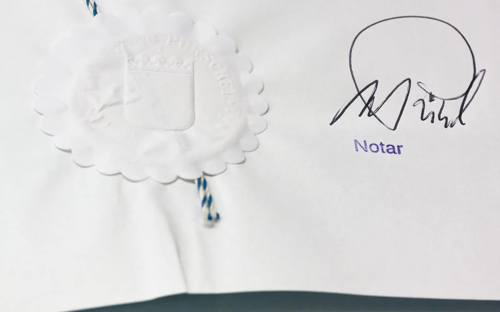Certificate, bavaria and notary